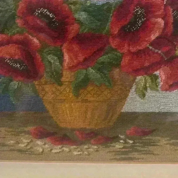 Poppy Daisy Bachelor Button NeedlePoint Floral  Still Life Vtg MCM Framed 11x14 - Picture 9 of 16